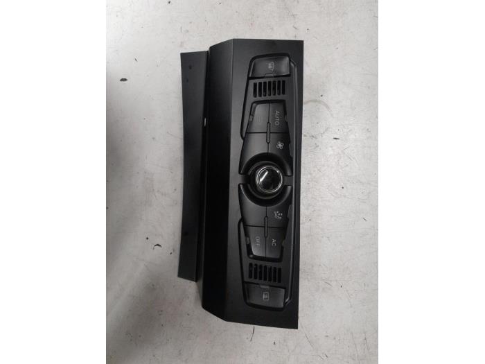 Audi A4 Kachel Bedieningspaneel