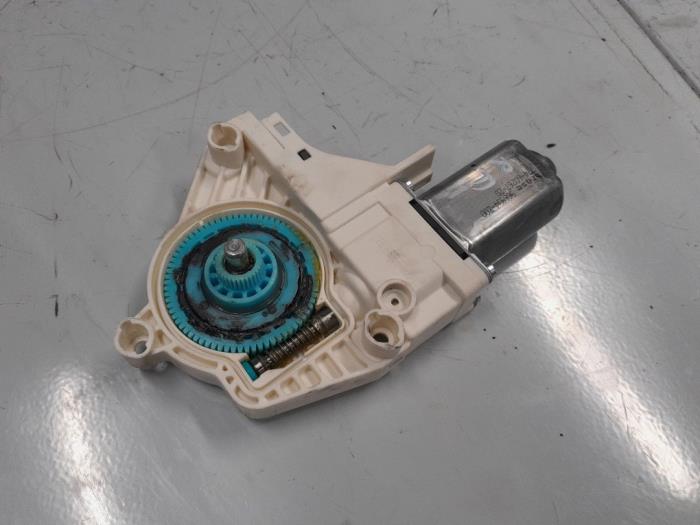 Audi A4 Raammotor Portier