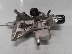 Gebruikte Oliefilterhuis Audi A4 (B8) 1.8 TFSI 16V Prijs € 75,00 Margeregeling aangeboden door A.T.S. van de Wiel