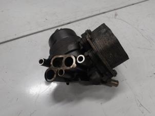 Gebruikte Oliefilterhuis Peugeot Boxer (U9) 2.2 HDi 100 Euro 4 Prijs € 70,00 Margeregeling aangeboden door A.T.S. van de Wiel