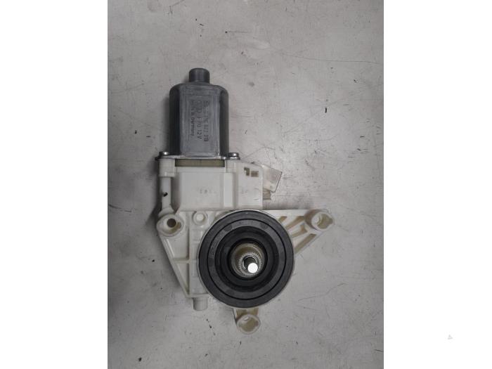 Mercedes Vito Raammotor Portier