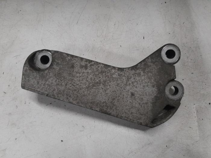 Alfa Romeo 159 Motorsteun