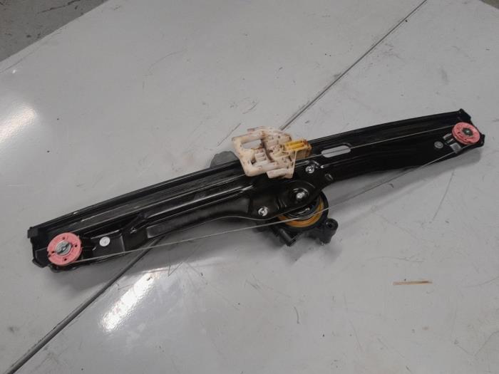 Fiat 500L Ruitmechaniek 4Deurs links-voor