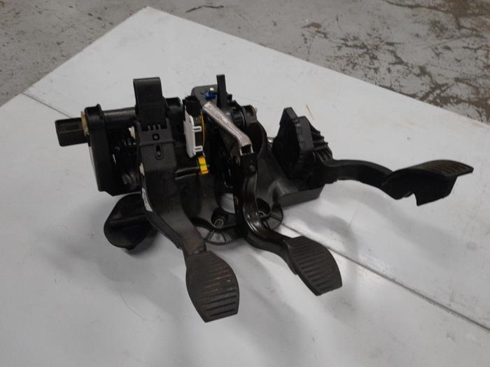 Fiat 500L Pedalen Set