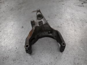 Gebruikte Steun (diversen) Alfa Romeo 159 Sportwagon (939BX) 3.2 JTS V6 24V Prijs € 40,00 Margeregeling aangeboden door A.T.S. van de Wiel