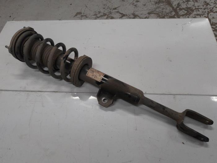 Alfa Romeo Stelvio Schokdemperpoot links-voor