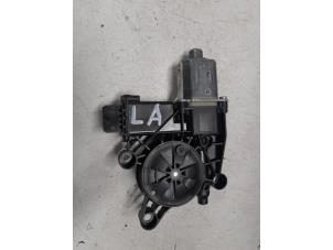 Gebruikte Motor electrisch raam Alfa Romeo Stelvio (949) 2.2d 16V 160 Prijs € 60,00 Margeregeling aangeboden door A.T.S. van de Wiel