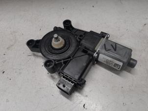 Gebruikte Motor electrisch raam Alfa Romeo Stelvio (949) 2.2d 16V 160 Prijs € 80,00 Margeregeling aangeboden door A.T.S. van de Wiel