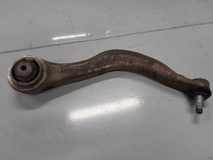 Alfa Romeo Stelvio Draagarm links-voor