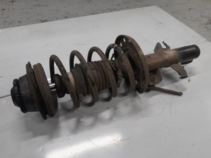 Alfa Romeo Giulietta Schokdemperpoot rechts-voor