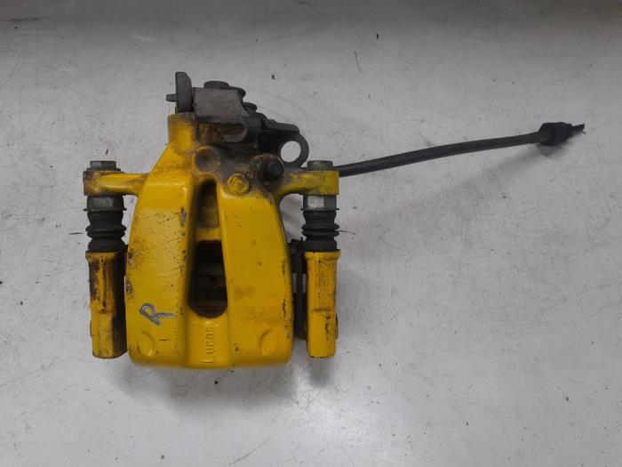 Fiat 500 Abarth Remklauw (Tang) rechts-achter