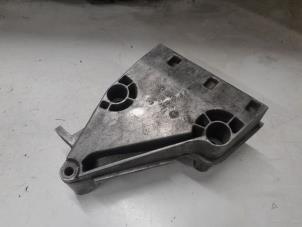 Gebruikte Motorsteun Seat Ibiza III (6L1) 1.9 TDI 100 Prijs € 55,00 Margeregeling aangeboden door A.T.S. van de Wiel