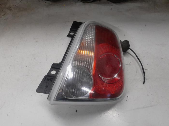 Fiat 500 Achterlicht rechts