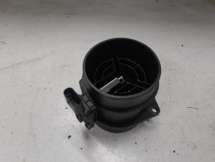 Gebruikte Luchthoeveelheidsmeter Mercedes Sprinter 3,5t (906.63) 316 CDI 16V Prijs € 70,00 Margeregeling aangeboden door A.T.S. van de Wiel