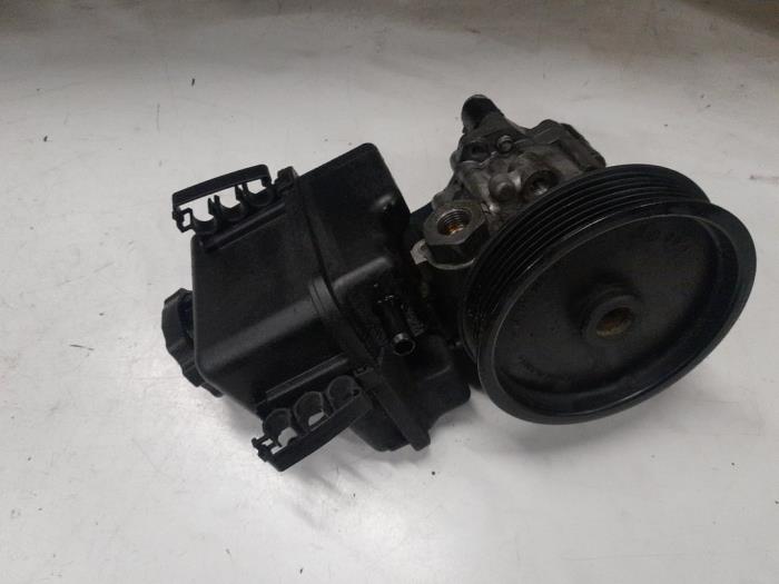 Mercedes Sprinter Stuurbekrachtiging Pomp