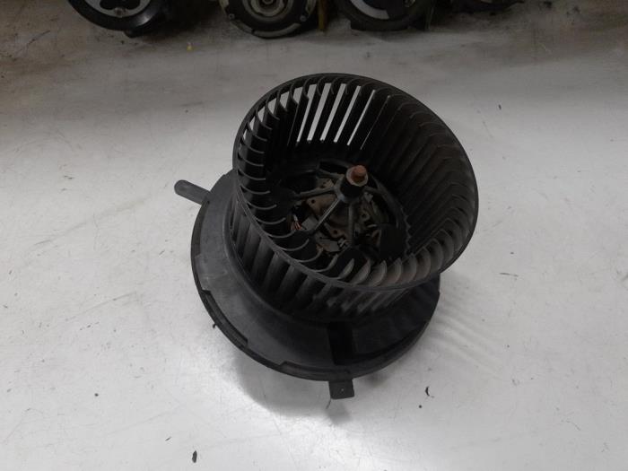 Volkswagen Caddy Kachel Ventilatiemotor