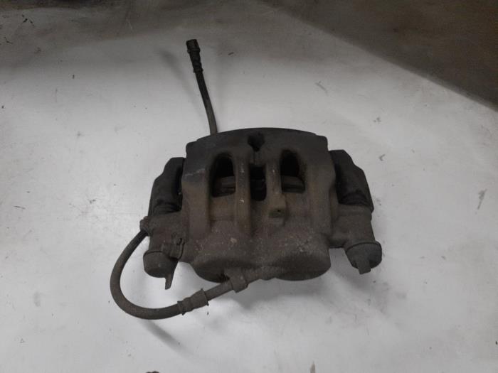 Mercedes Vito Remklauw (Tang) links-voor