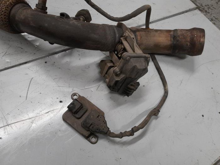 Uitlaat voorpijp van een Mercedes-Benz Vito (447.6) 1.6 111 CDI 16V 2017