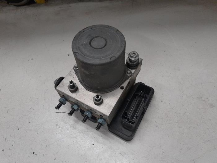 Mercedes Vito ABS Pomp