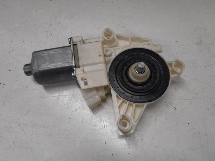 Mercedes Vito Raammotor Portier