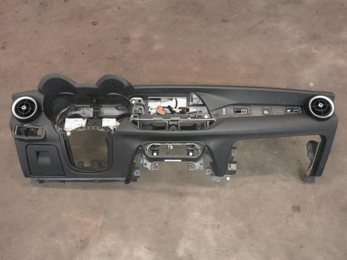 Alfa Romeo Stelvio Dashboard