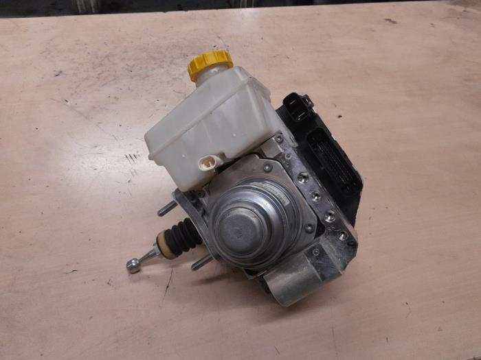 Alfa Romeo Stelvio Rembekrachtiger