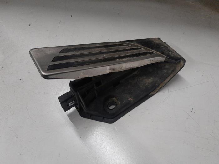 Alfa Romeo Stelvio Gaspedaal