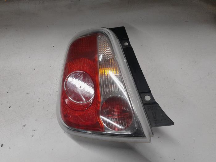 Fiat 500 Achterlicht links