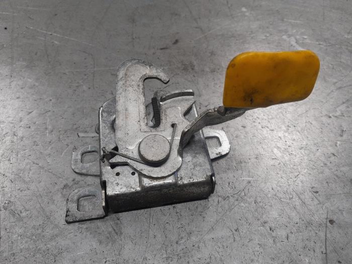 Peugeot Boxer Slotmechaniek Motorkap