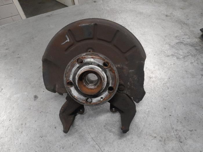 Volkswagen Polo Fusee links-voor