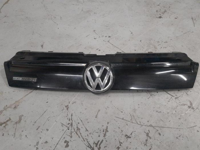 Volkswagen Polo Grille