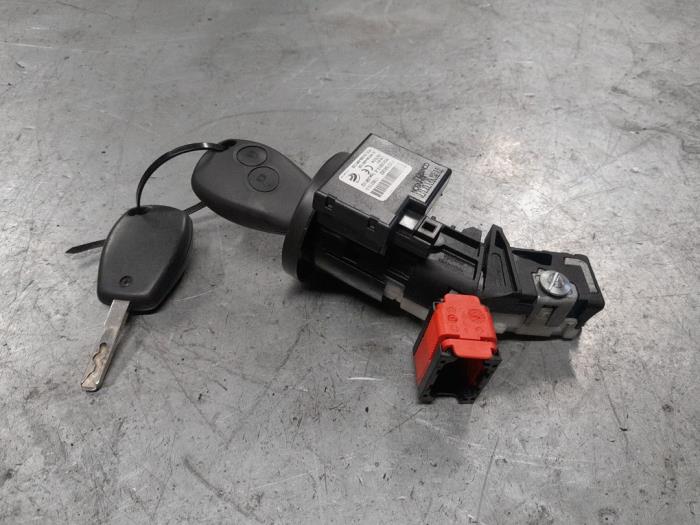 Renault Trafic Kontaktslot+Sleutel