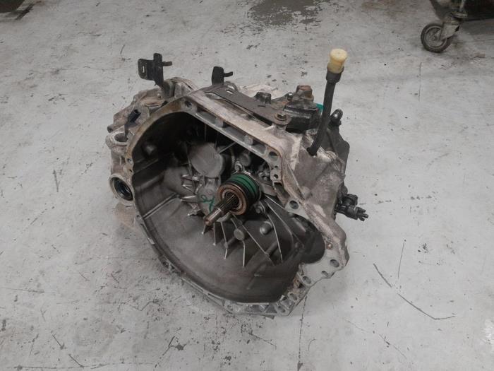 Renault Trafic Versnellingsbak