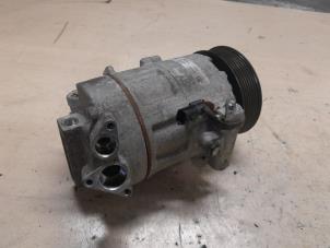 Gebruikte Pomp Airco Renault Trafic (1FL/2FL/3FL/4FL) 1.6 dCi 95 Prijs € 90,00 Margeregeling aangeboden door A.T.S. van de Wiel