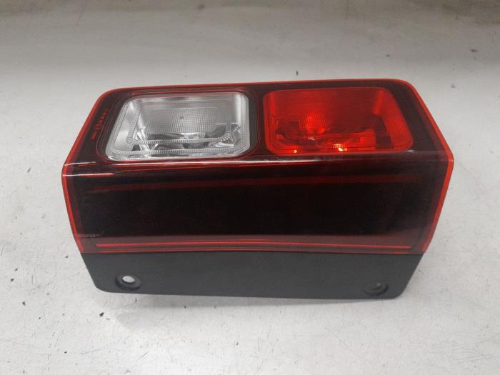 Renault Trafic Achteruitrijlicht links