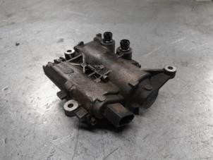 Gebruikte Oliepomp Mercedes Sprinter 3,5t (906.63) 313 CDI 16V Prijs € 140,00 Margeregeling aangeboden door A.T.S. van de Wiel