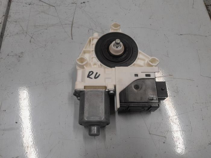 Alfa Romeo Giulia Raammotor Portier