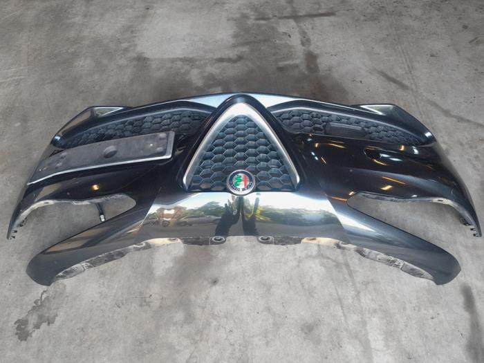 Alfa Romeo Giulia Voorbumper