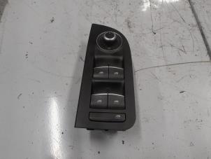 Gebruikte Combischakelaar ramen Alfa Romeo Giulia (952) 2.2d 180 16V Prijs € 85,00 Margeregeling aangeboden door A.T.S. van de Wiel