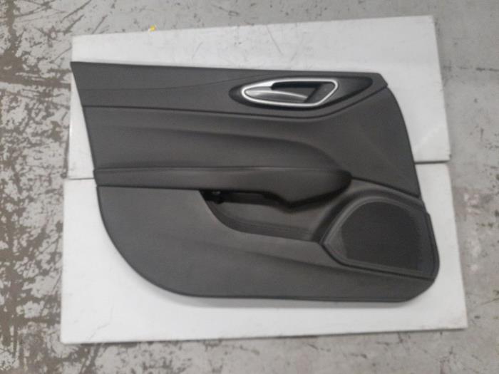 Alfa Romeo Giulia Portierbekleding 4Deurs links-voor