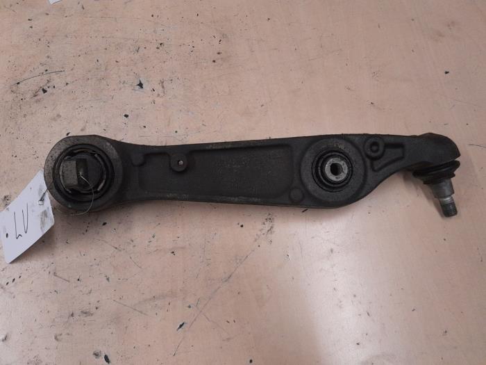 Alfa Romeo Giulia Draagarm links-voor