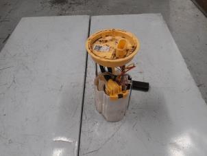 Gebruikte Tank element Pomp Volkswagen Transporter T6 2.0 TDI DRF Prijs € 90,00 Margeregeling aangeboden door A.T.S. van de Wiel