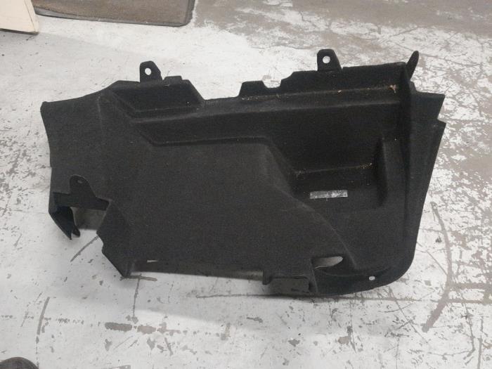 Alfa Romeo Giulia Kofferbakbekleding links
