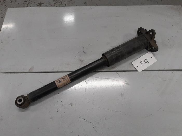 Alfa Romeo Giulia Schokdemper rechts-achter