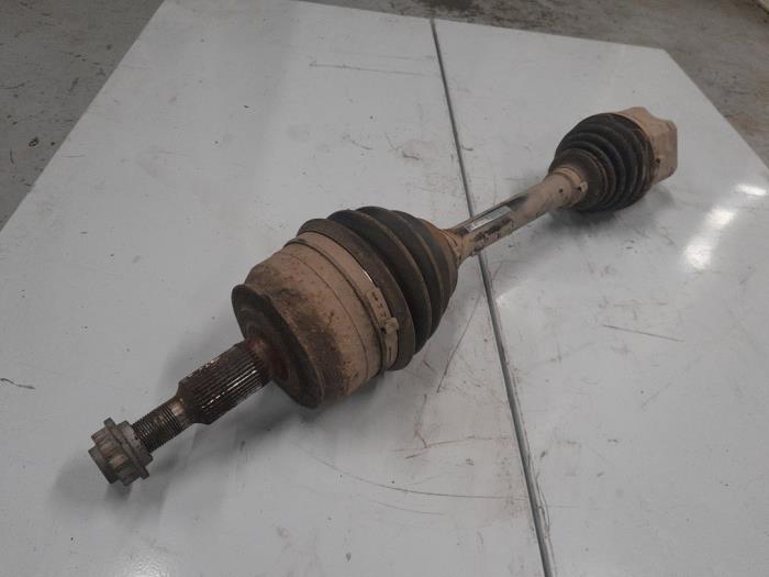 Volkswagen Transporter Aandrijfas links-voor