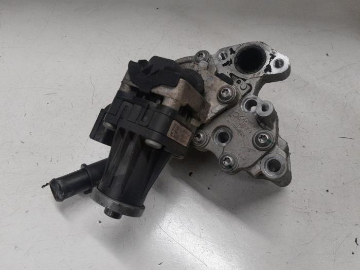 EGR Klep van een Opel Combo 1.3 CDTI 16V 2018