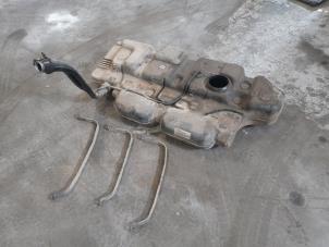 Gebruikte Brandstoftank Volkswagen Transporter T5 2.0 BiTDI DRF Prijs € 165,00 Margeregeling aangeboden door A.T.S. van de Wiel