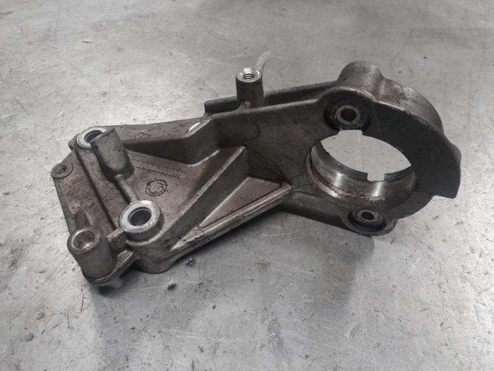 Fiat Ducato Lagerhouder rechts-voor