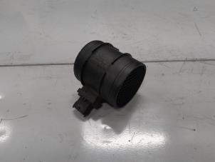 Gebruikte Luchthoeveelheidsmeter Alfa Romeo Giulietta (940) 1.75 TBI 16V QV Prijs € 35,00 Margeregeling aangeboden door A.T.S. van de Wiel