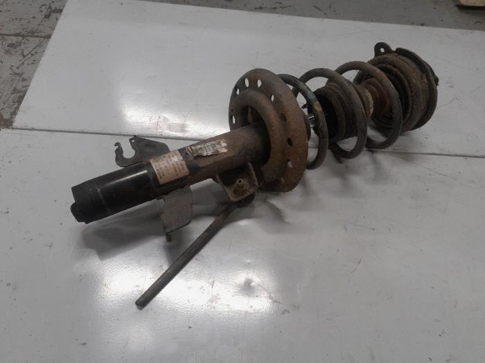 Alfa Romeo Giulietta Schokdemperpoot links-voor